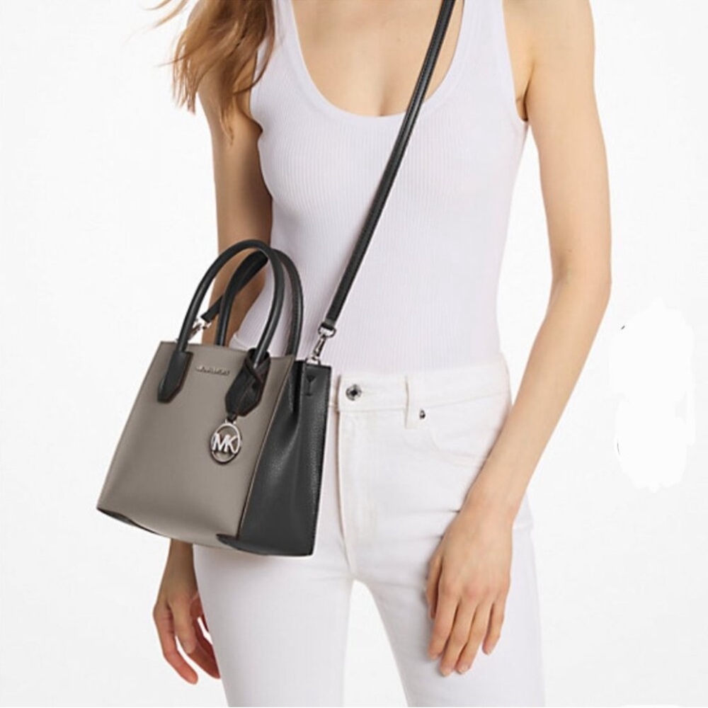 MICHAEL KORS Mercer Medium Pebbled Leather Crossbody Bag $448 Retail NEW - Picture 3 of 5